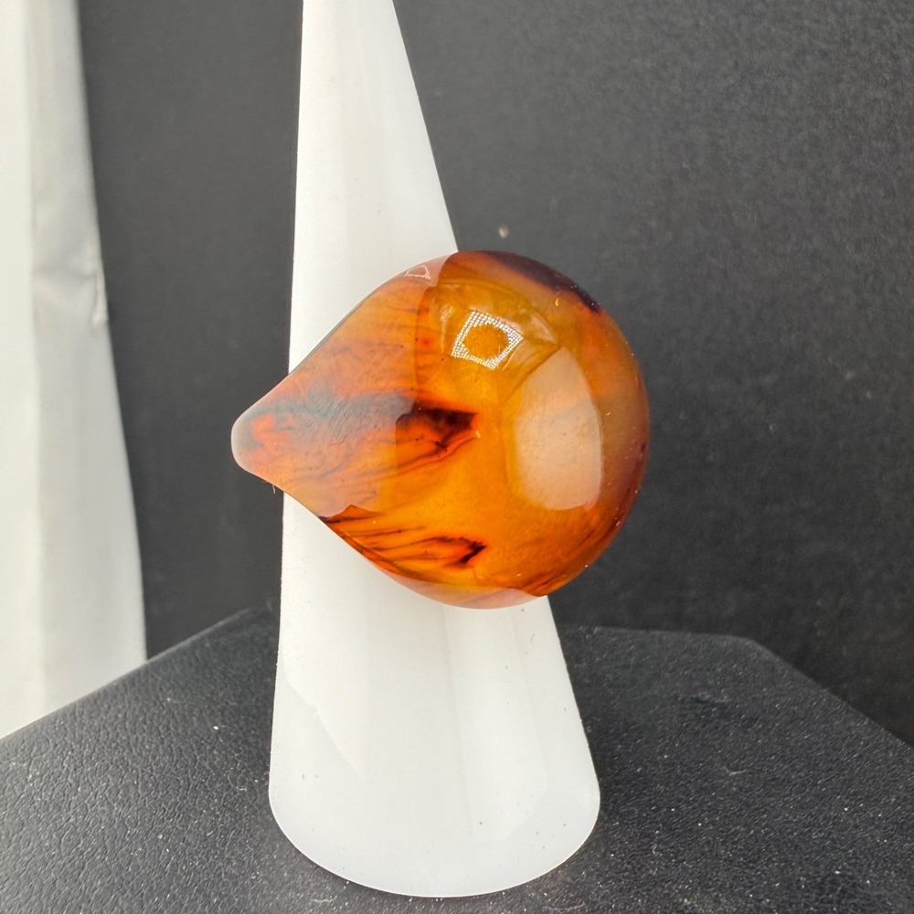 Vintage Retro Ring Acrylic Size 6